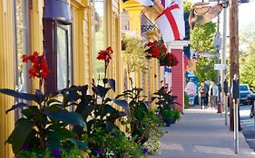 Rum Runner Inn Lunenburg